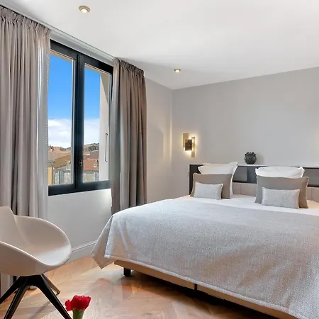 Hotell San Carlu Citadelle Ajaccio 4*