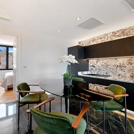 Hotell San Carlu Citadelle Ajaccio 4*