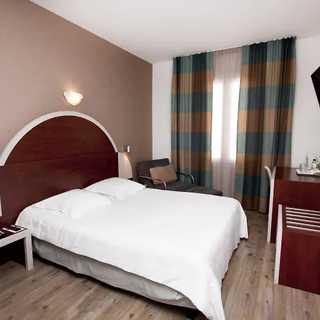 Отель San Carlu Citadelle